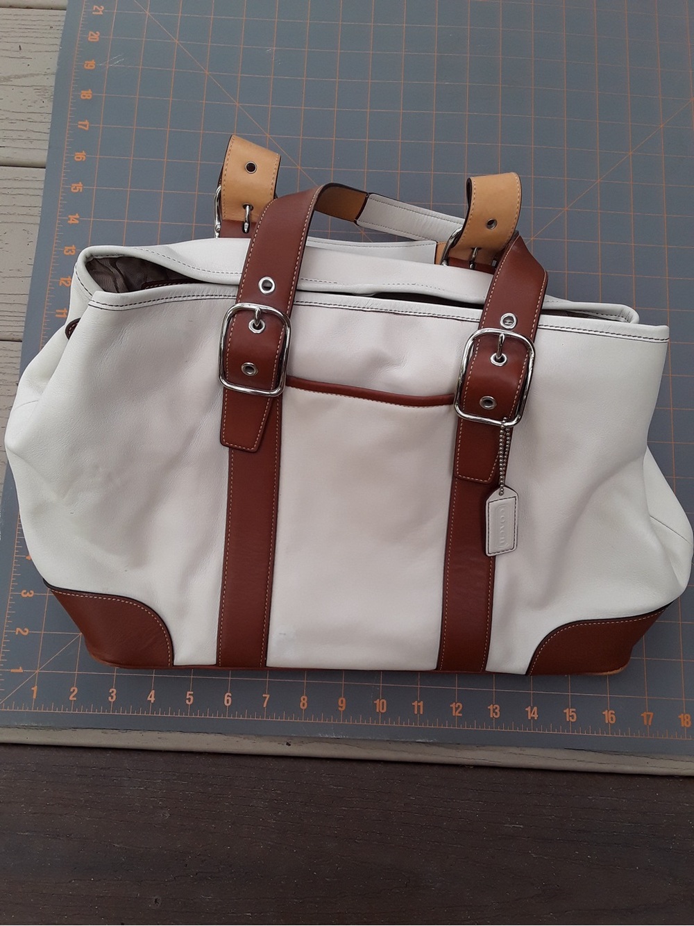 Y2K 2004 Coach Hampton Gallery Satchel Tote Bag style 7582 White leather